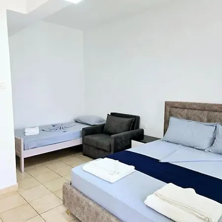Artik Retreat 3 Himara