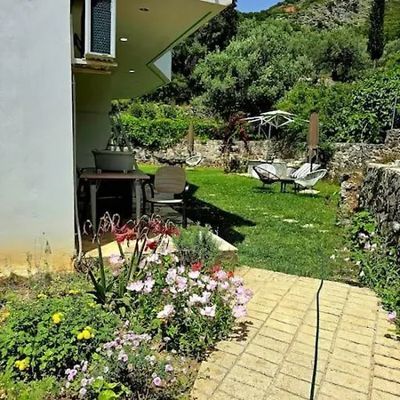 Artik Retreat 3 *